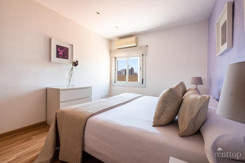 Rent Rambla Catalunya * Barcelona