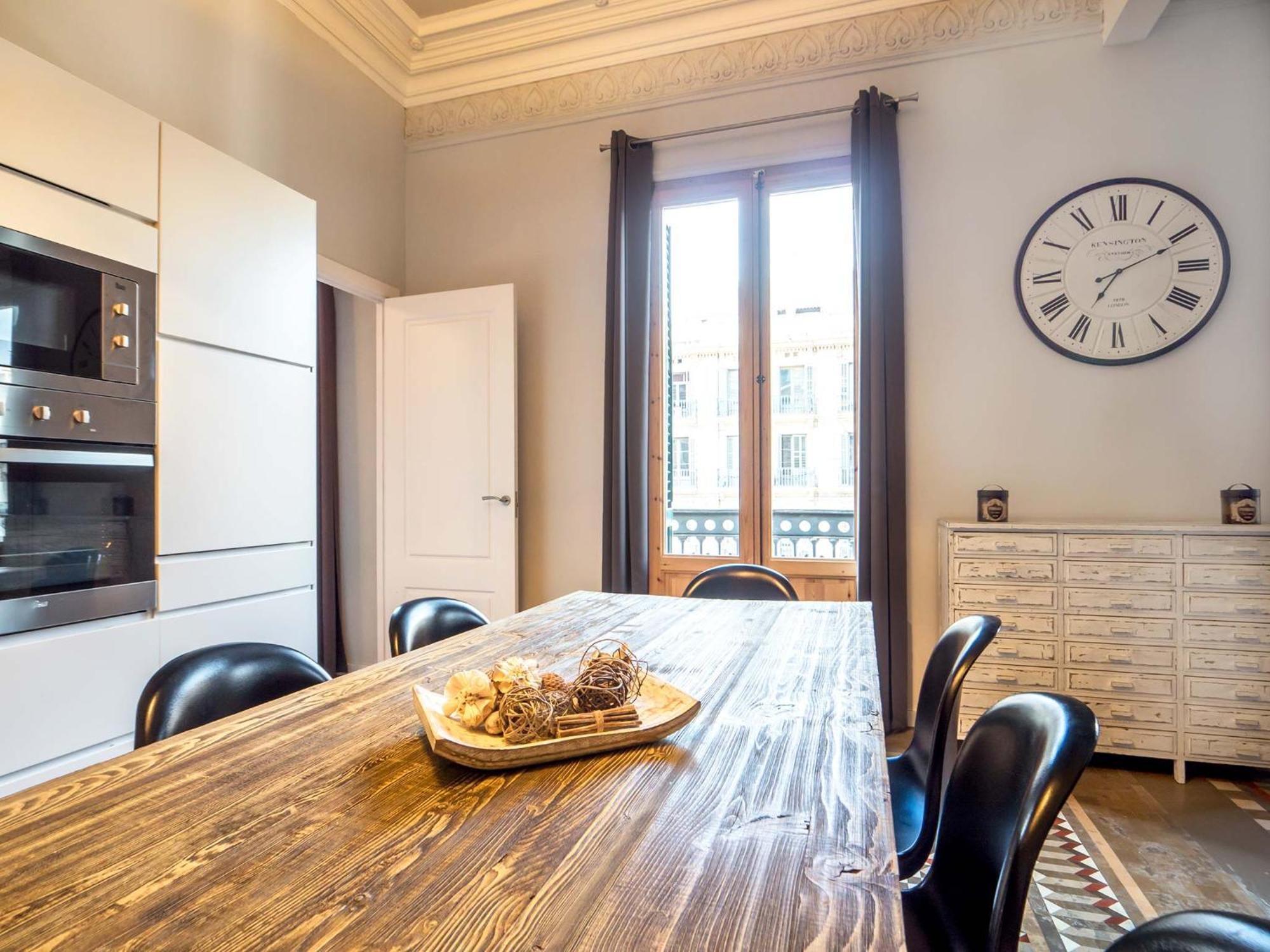 Rent Rambla Catalunya Lejlighed