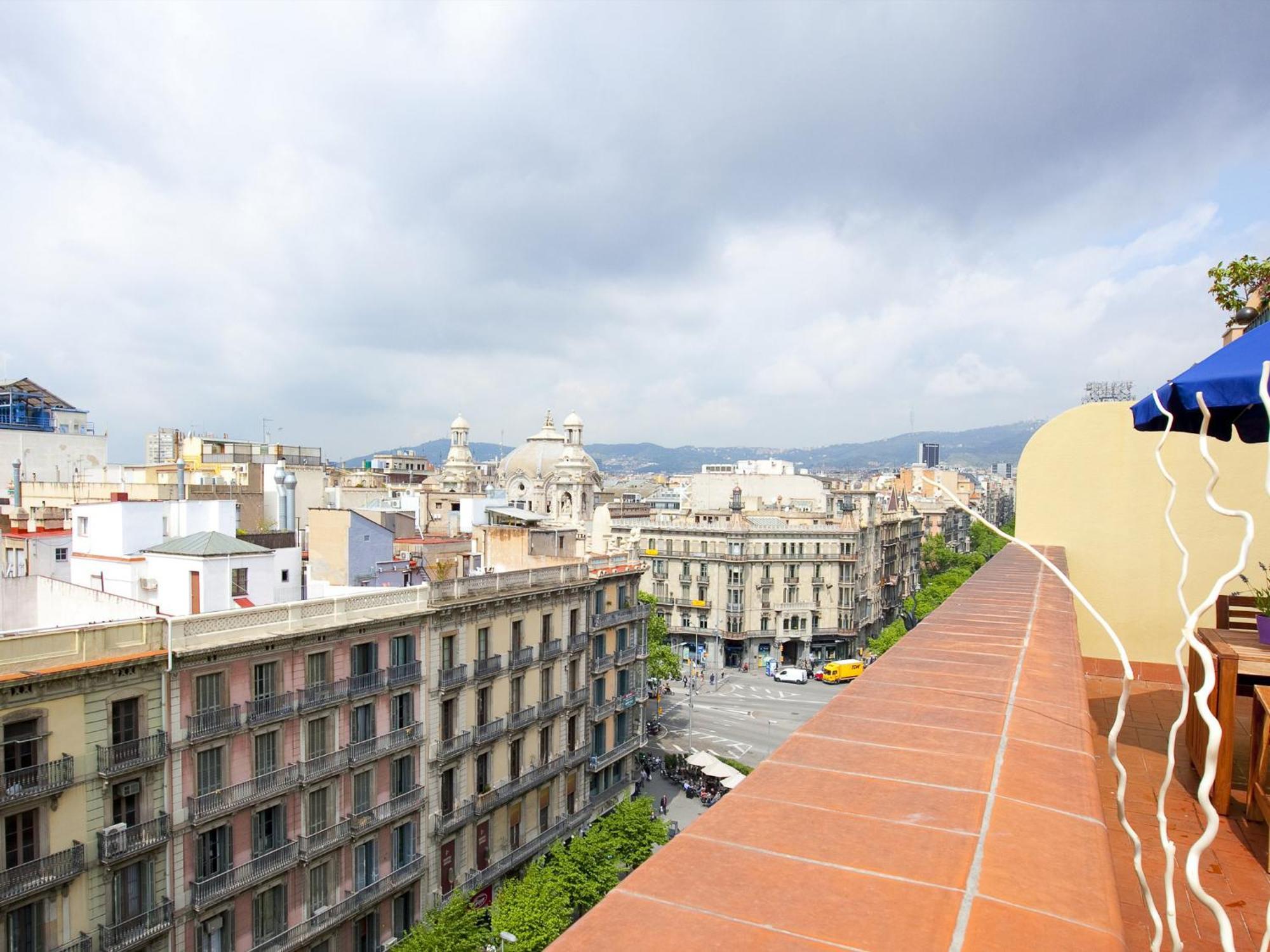Rent Top Rambla Catalunya Apartment Barcelona